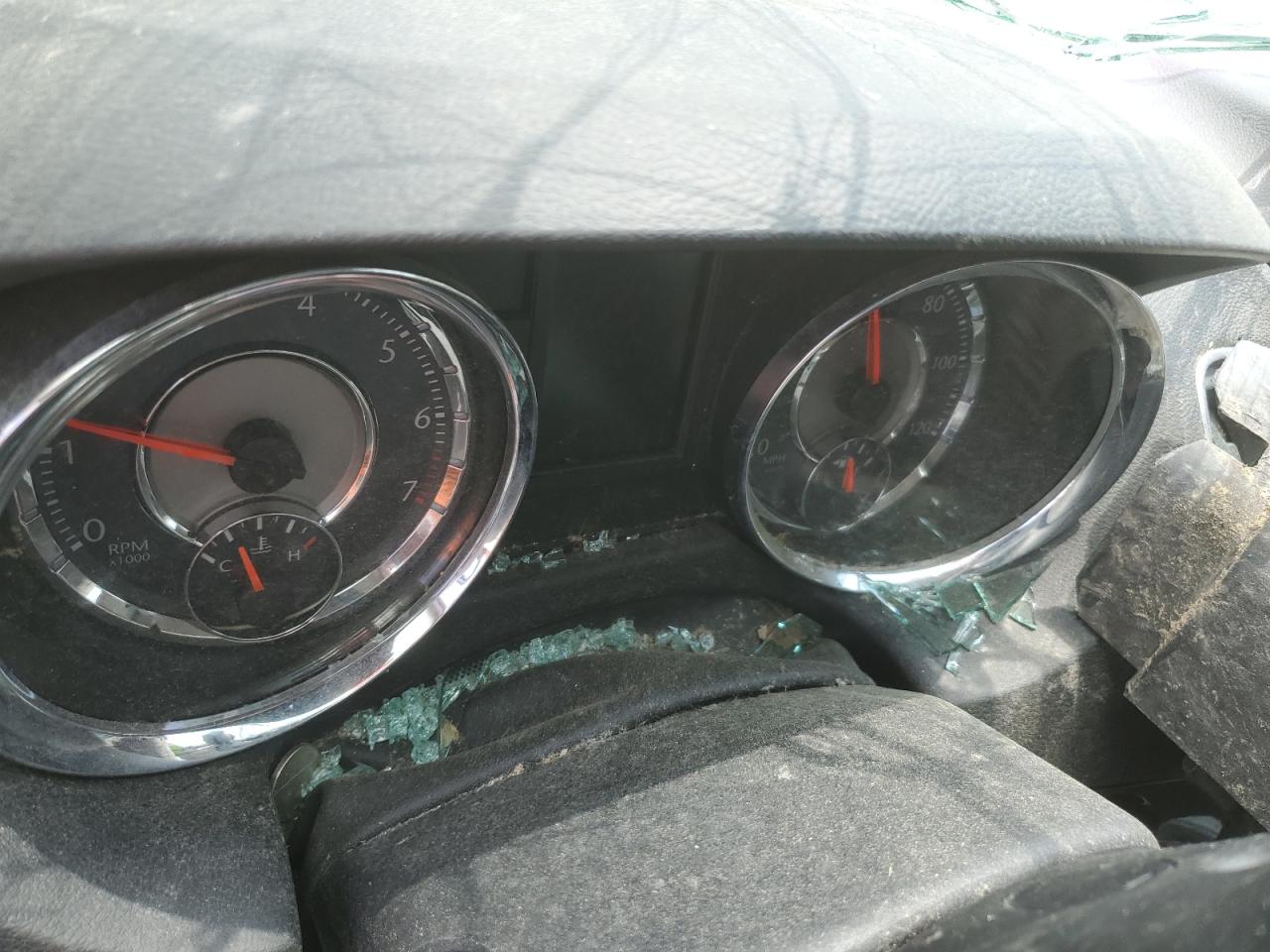 2011 Chrysler Town & Country Touring VIN: 2A4RR5DG2BR716015 Lot: 48411294