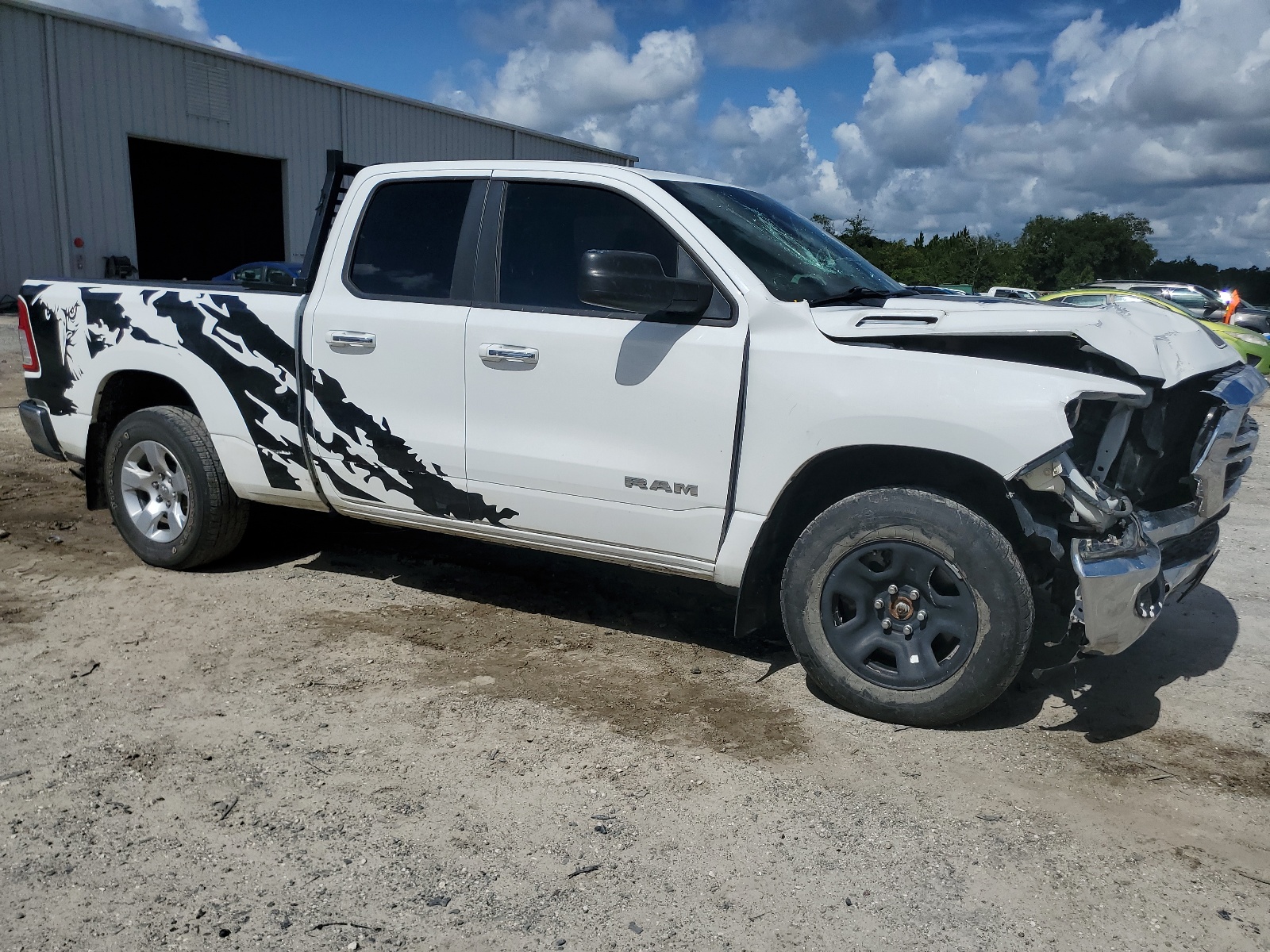 1C6RRFBG3KN911947 2019 Ram 1500 Big Horn/Lone Star