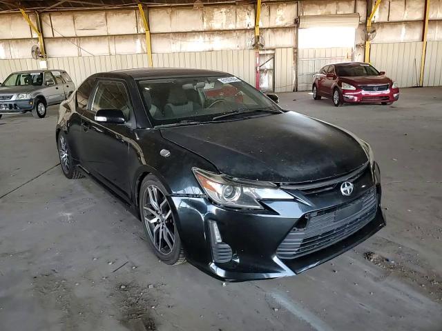 2015 Toyota tC - Image 10