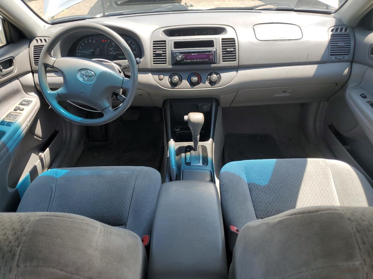 2004 Toyota Camry Le VIN: 4T1BE32K04U936835 Lot: 63620654