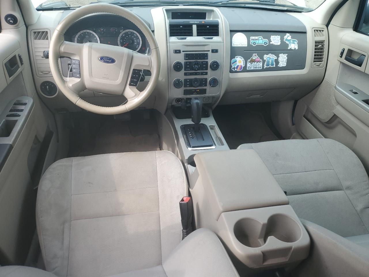 2011 Ford Escape Xlt VIN: 1FMCU9DG8BKB30172 Lot: 64792444