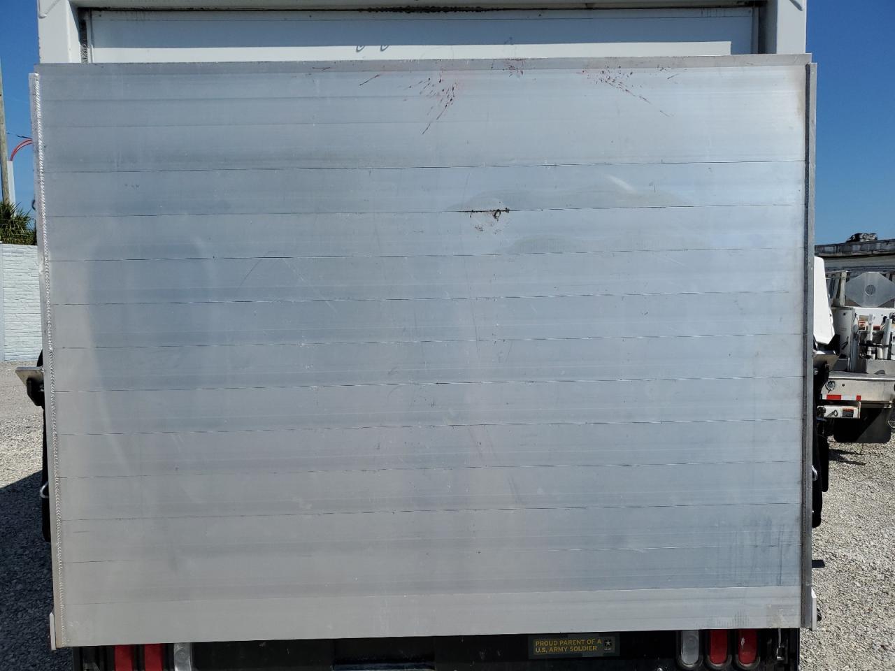 2015 Ford Econoline E350 Super Duty Cutaway Van VIN: 1FDWE3FL4FDA21929 Lot: 61838224