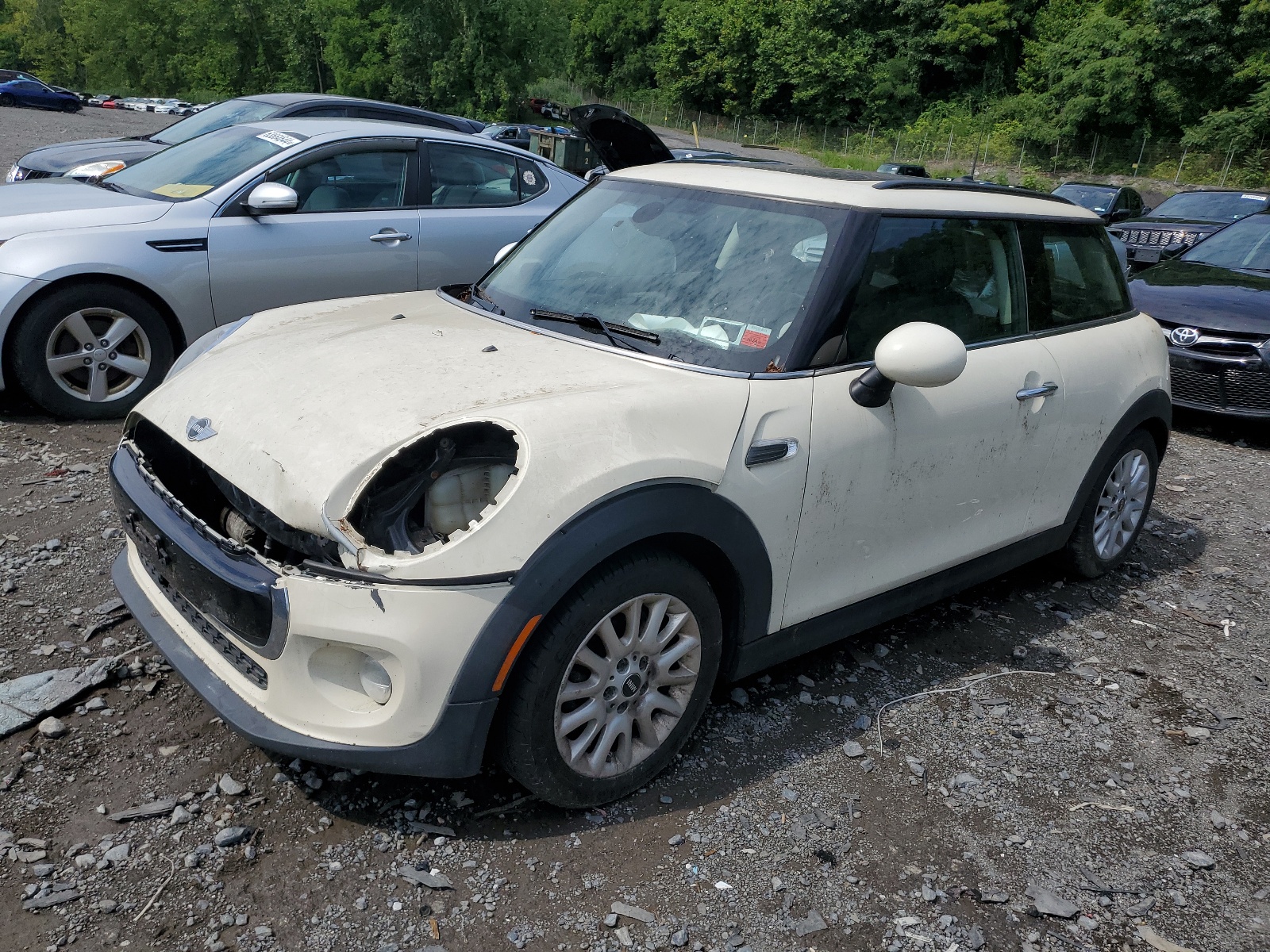 2015 Mini Cooper vin: WMWXM5C57F3A96756