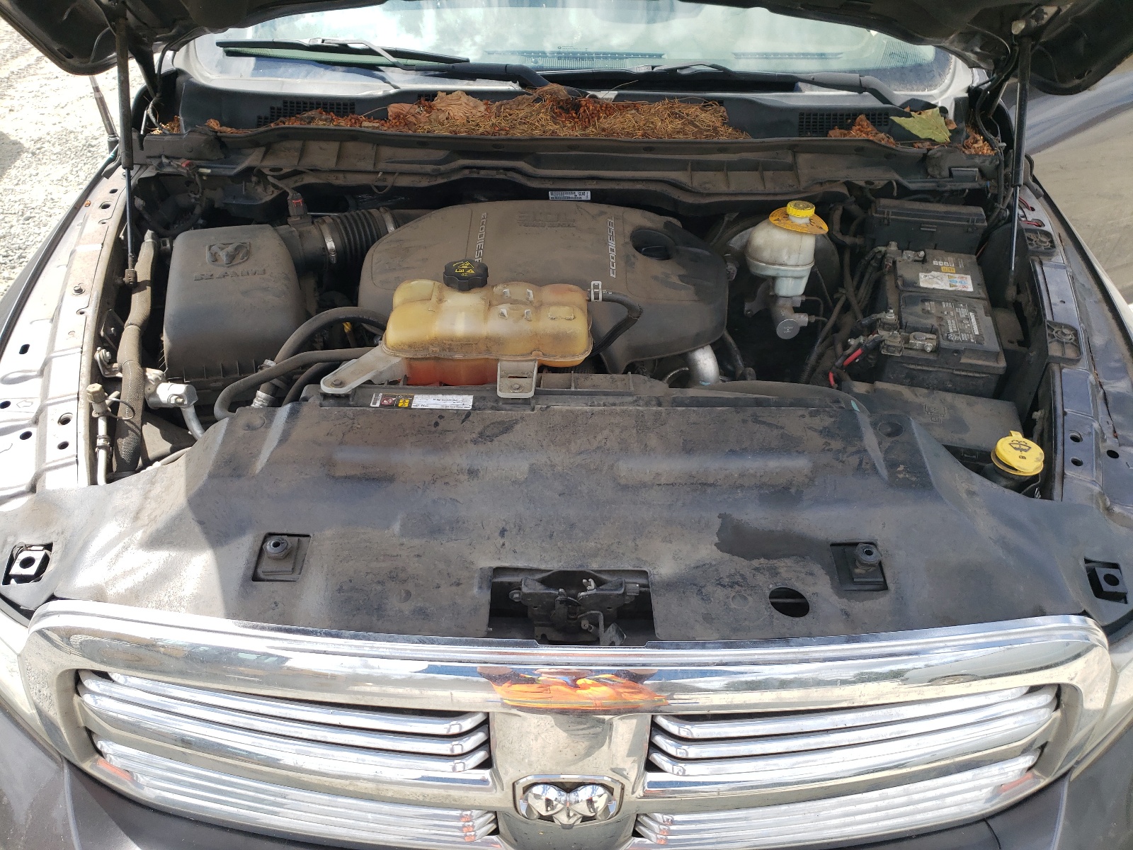 1C6RR7TM2ES392146 2014 Ram 1500 Slt