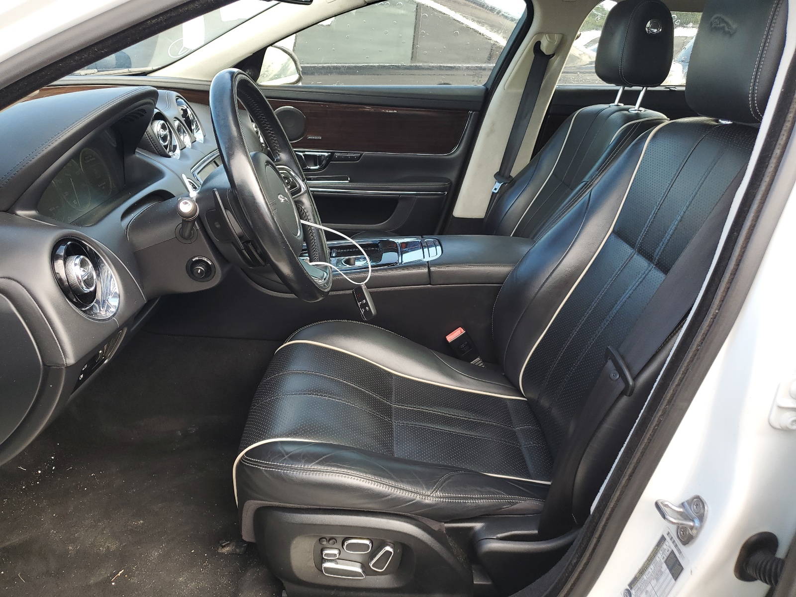 SAJWA2GZXE8V59170 2014 Jaguar Xjl Portfolio