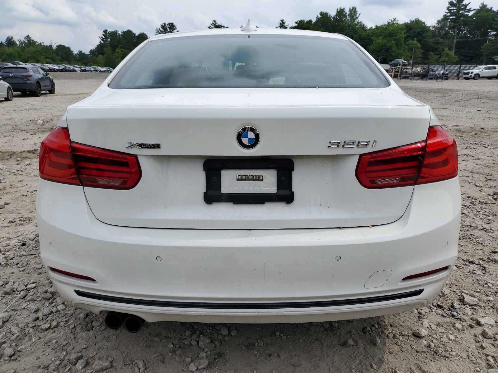 WBA8E3G5XGNT75363 2016 BMW 328 Xi Sulev