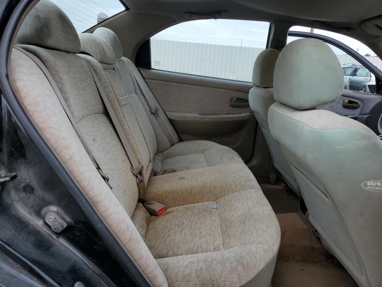 2005 Kia Optima Lx VIN: KNAGD126755423692 Lot: 64475414