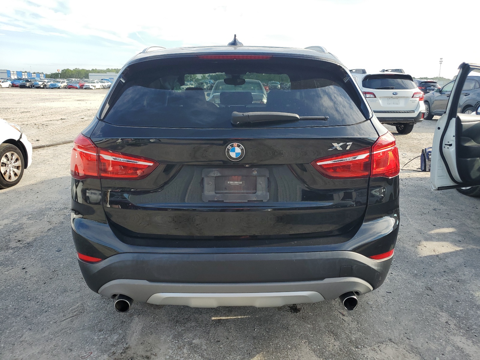 WBXHU7C32J5H44411 2018 BMW X1 Sdrive28I