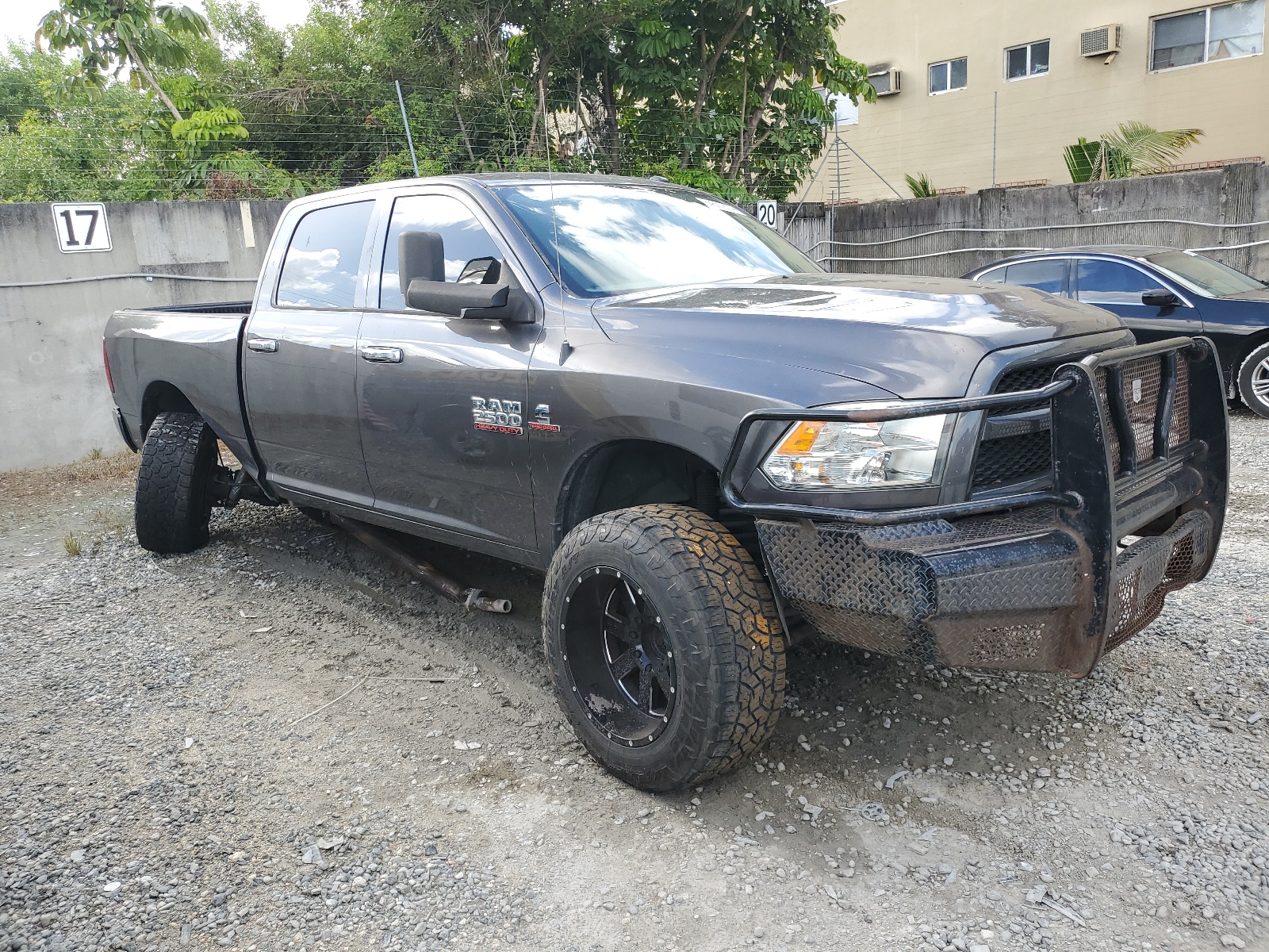 3C6UR5DL1FG562641 2015 Ram 2500 Slt