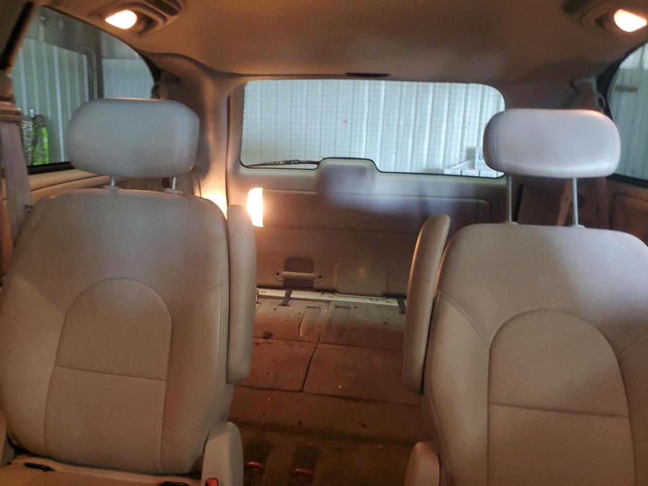 2005 Chrysler Town & Country Limited VIN: 2C4GP64L25R161738 Lot: 63608344