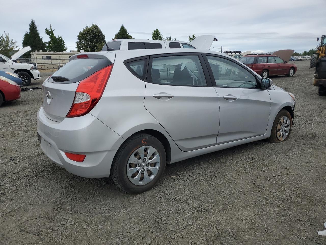 2016 Hyundai Accent - Image 3