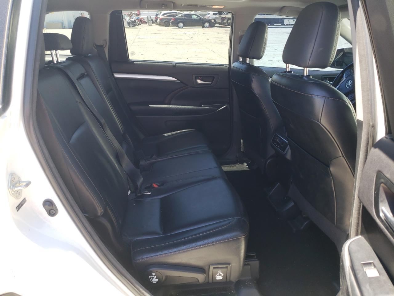 2014 Toyota Highlander Xle VIN: 5TDJKRFH3ES040660 Lot: 61471804