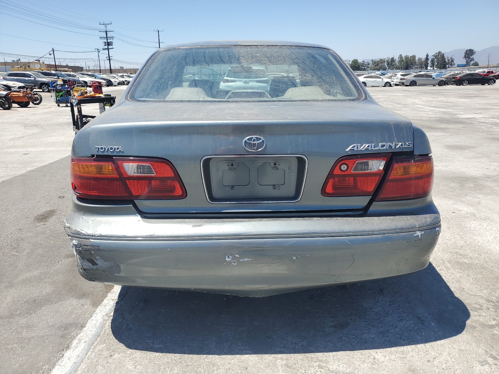 4T1BF18B0WU285136 1998 Toyota Avalon Xl