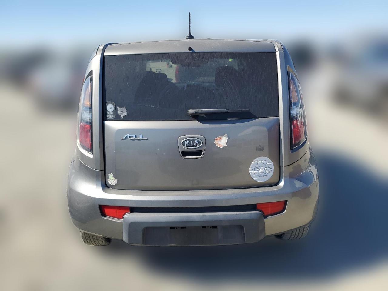 2011 Kia Soul + VIN: KNDJT2A20B7244071 Lot: 63645264