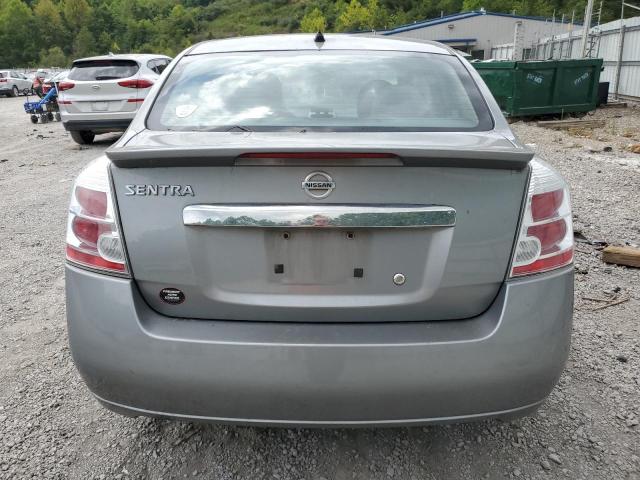 Sedans NISSAN SENTRA 2012 Srebrny