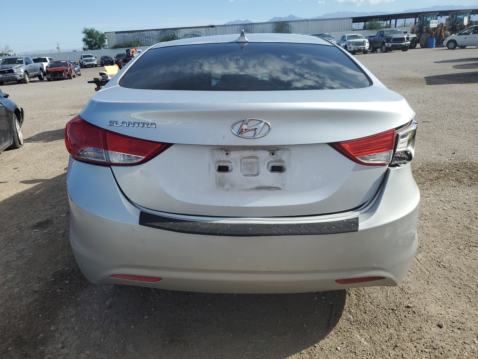5NPDH4AE0DH320133 2013 Hyundai Elantra Gls