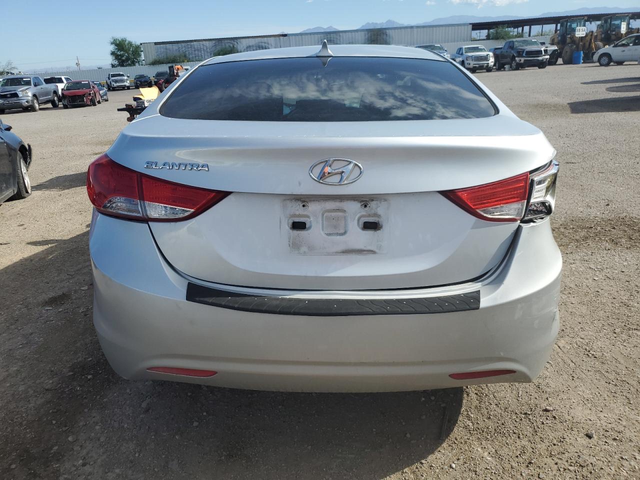 2013 Hyundai Elantra Gls VIN: 5NPDH4AE0DH320133 Lot: 61505084