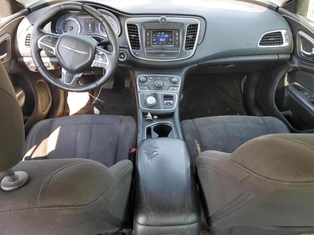 2015 Chrysler 200 Limited VIN: 1C3CCCAB5FN612927 Lot: 63066894