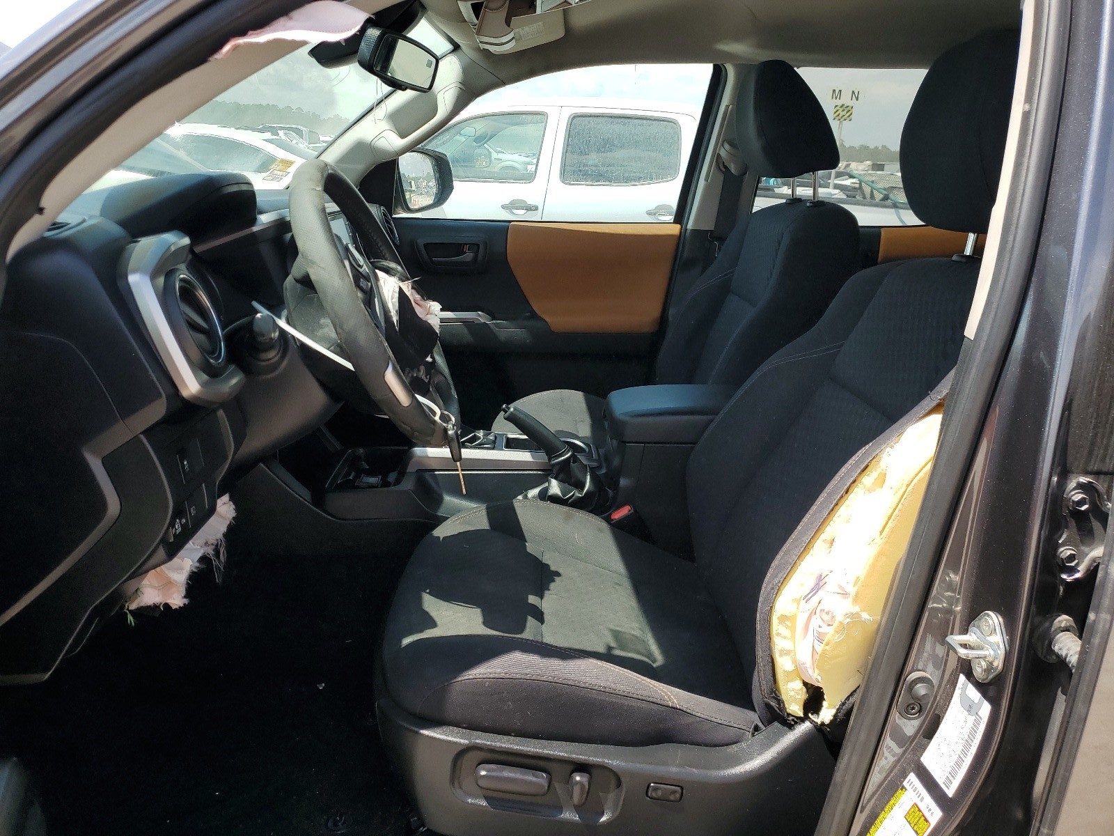 3TYAZ5CN8LT002129 2020 Toyota Tacoma Double Cab