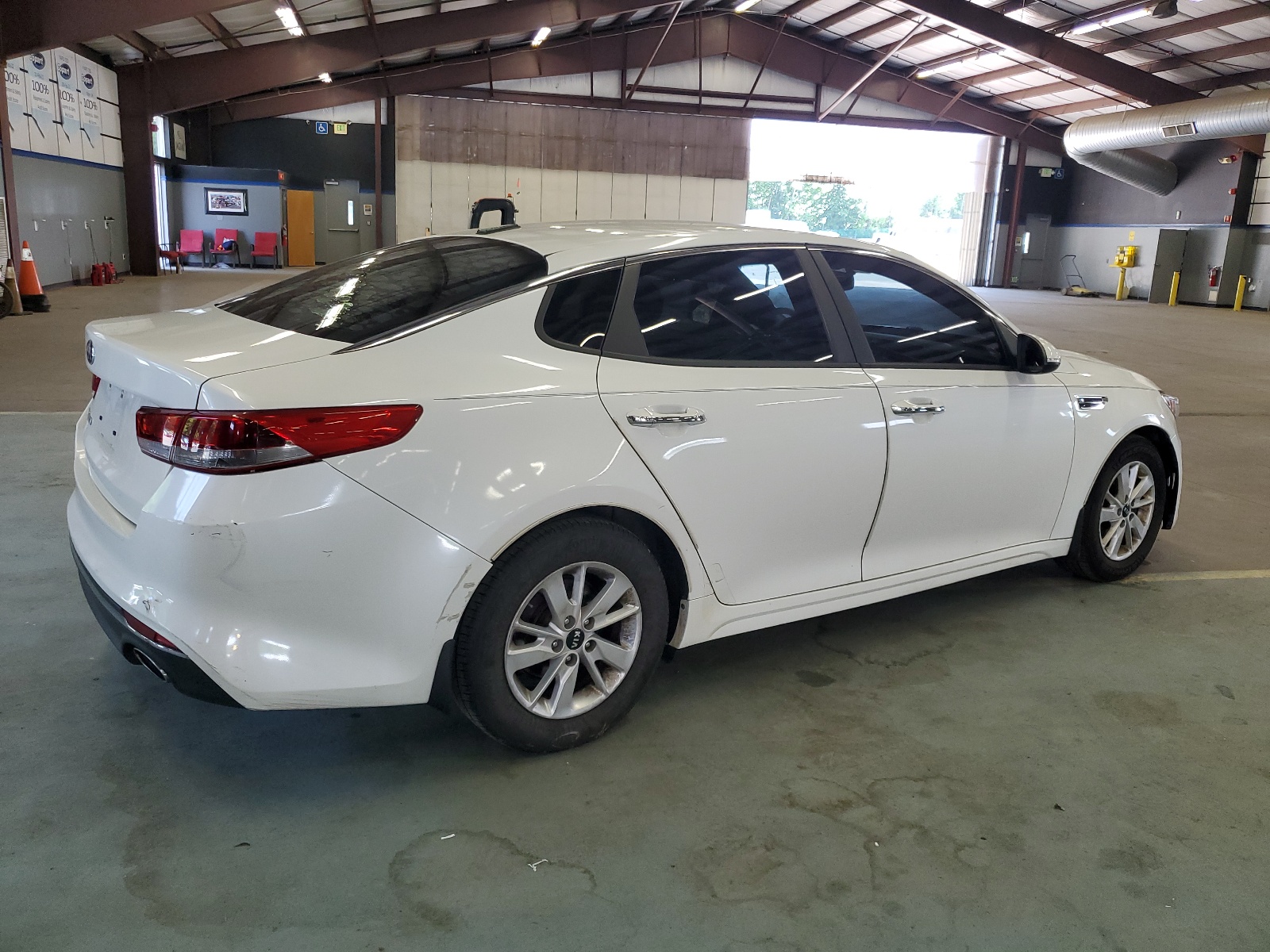 2016 Kia Optima Lx vin: KNAGT4L36G5101993