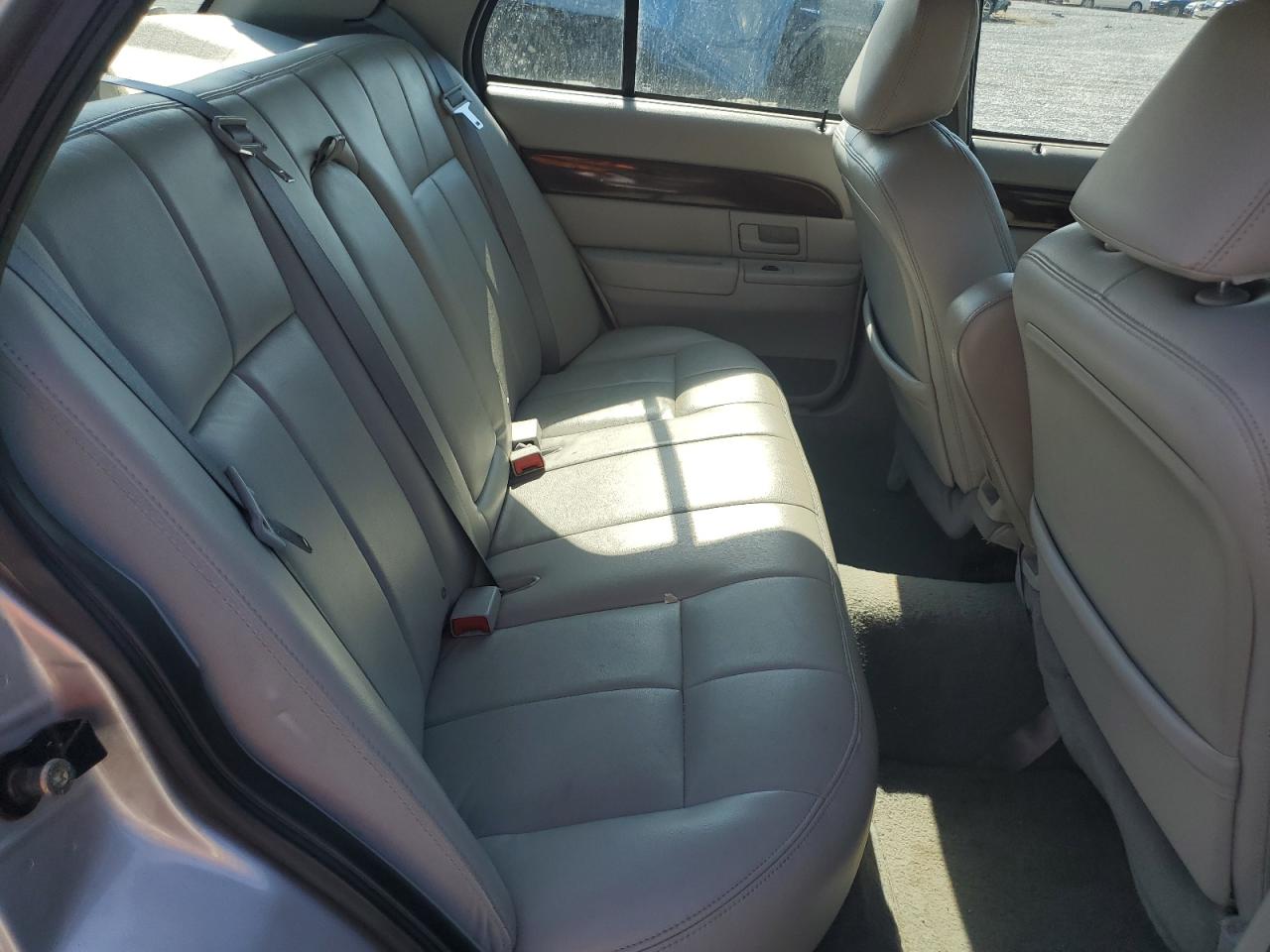 2004 Mercury Grand Marquis Gs VIN: 2MEFM74W04X614722 Lot: 63432824