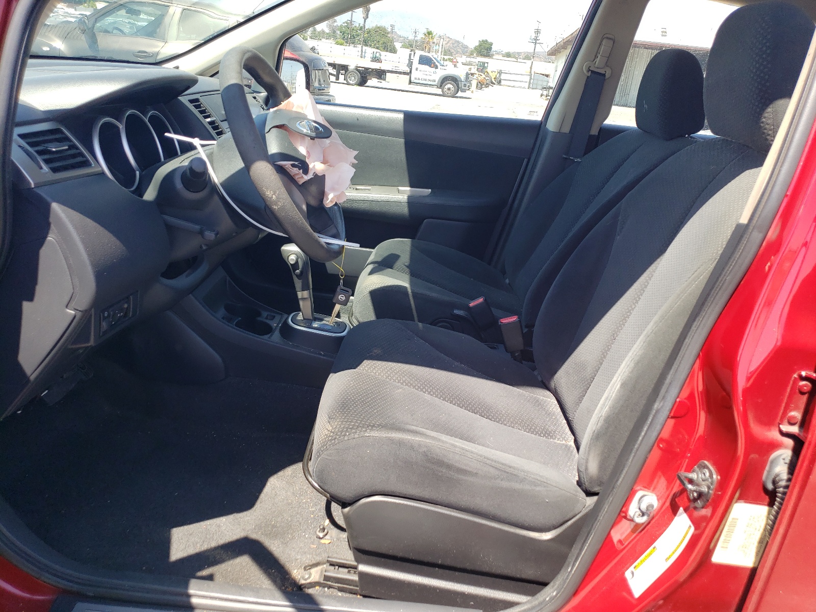 3N1BC1AP6BL413843 2011 Nissan Versa S