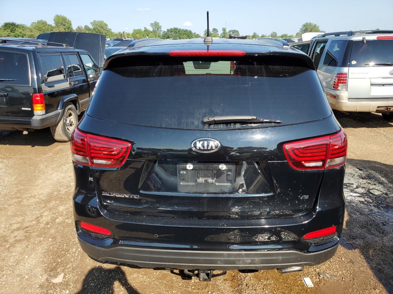 2020 Kia Sorento S VIN: 5XYPGDA53LG635806 Lot: 62027574