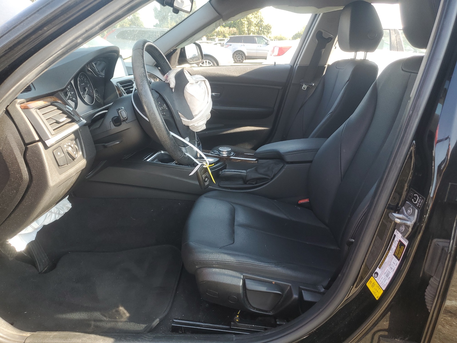 WBA3B1G50FNT07031 2015 BMW 320 I