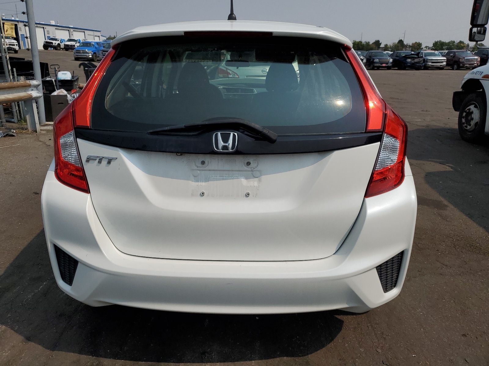 3HGGK5H5XFM734092 2015 Honda Fit Lx