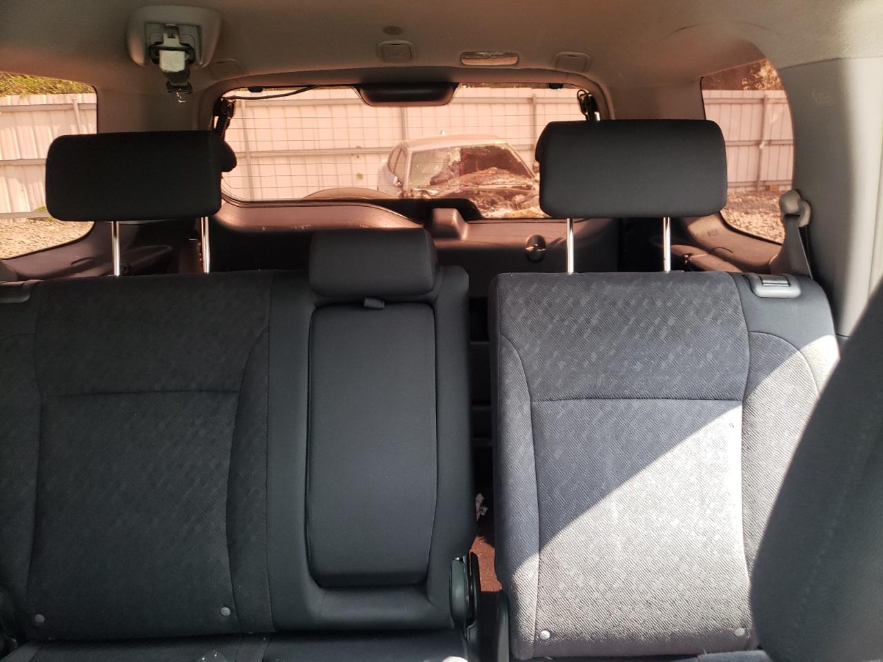 2005 Honda Cr-V Lx VIN: SHSRD78525U307739 Lot: 62067054