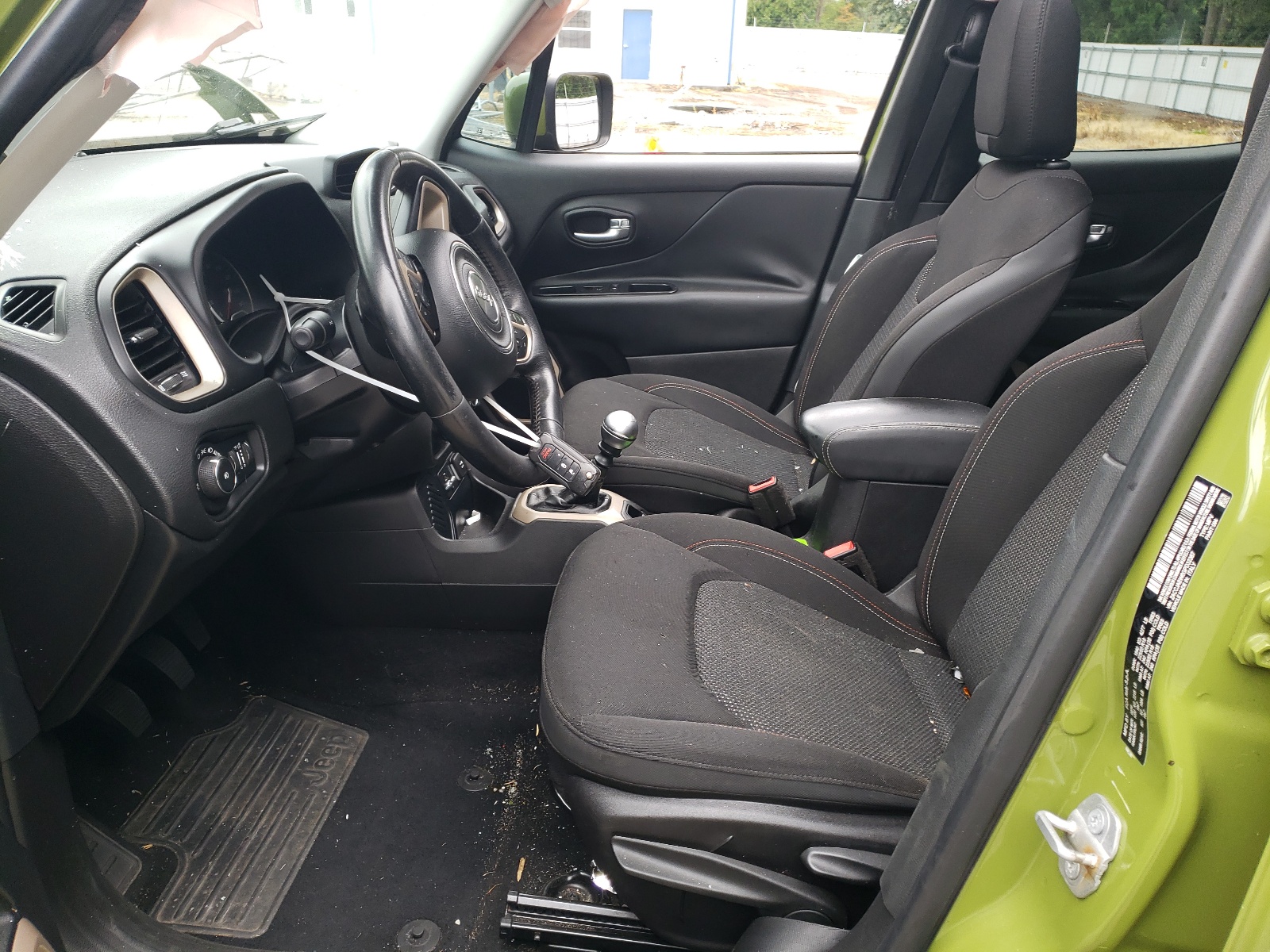 ZACCJABW6GPD32367 2016 Jeep Renegade Latitude