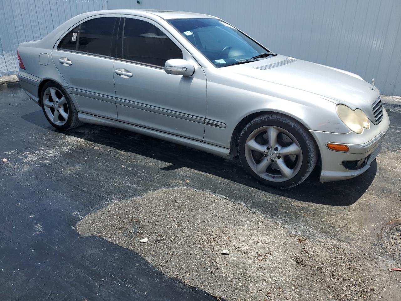 2005 Mercedes-Benz C 230K Sport Sedan VIN: WDBRF40JX5F621870 Lot: 64609264