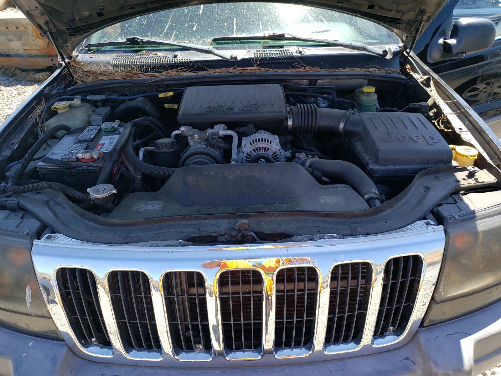 1J8GW48N12C253696 2002 Jeep Grand Cherokee Laredo