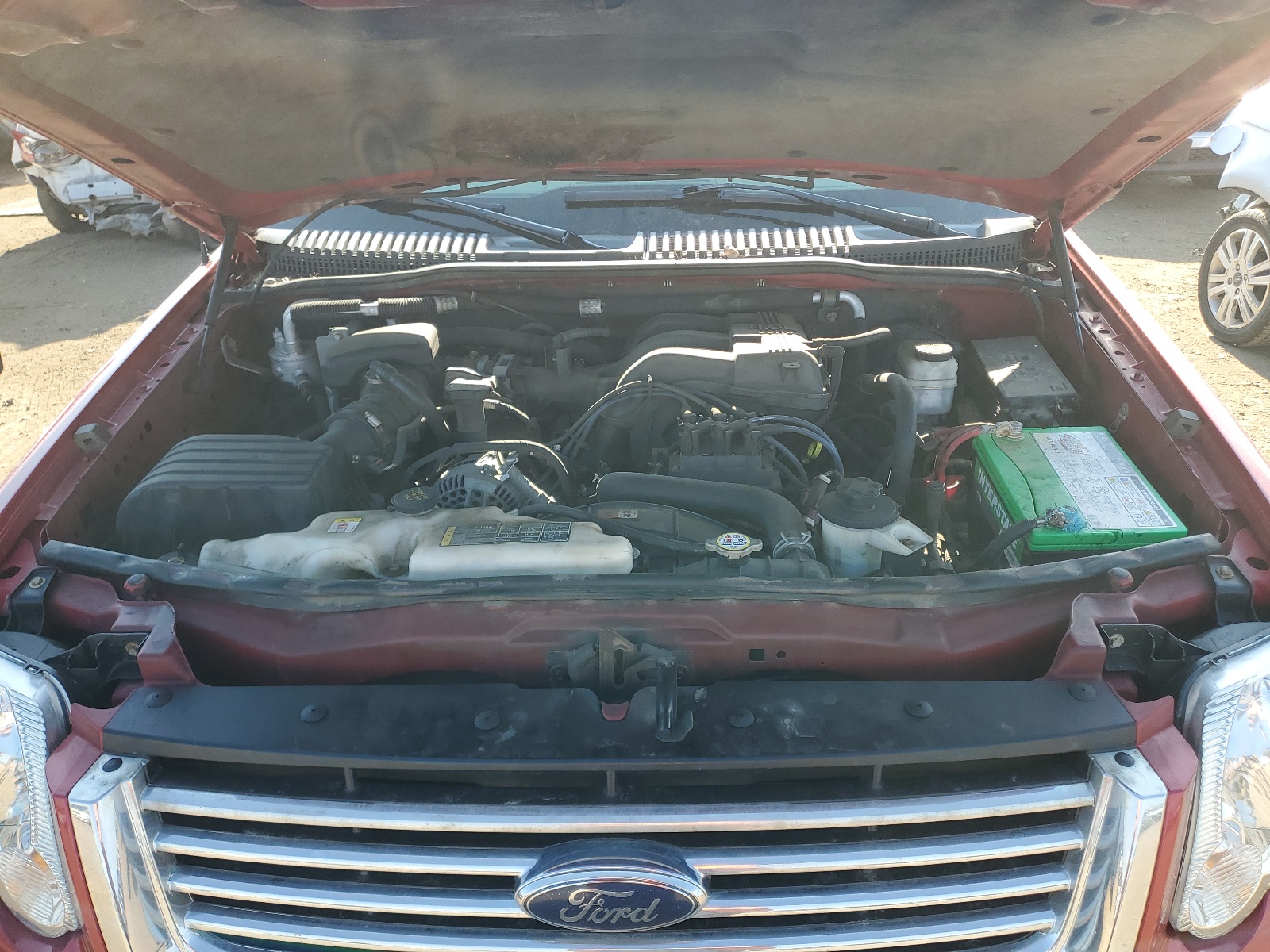 1FMEU73E48UB15789 2008 Ford Explorer Xlt