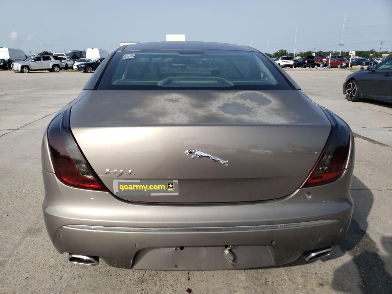 2011 Jaguar Xjl VIN: SAJWA2GB8BLV18158 Lot: 63366914