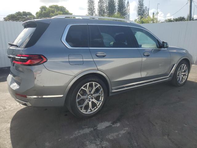  BMW X7 2024 Сріблястий