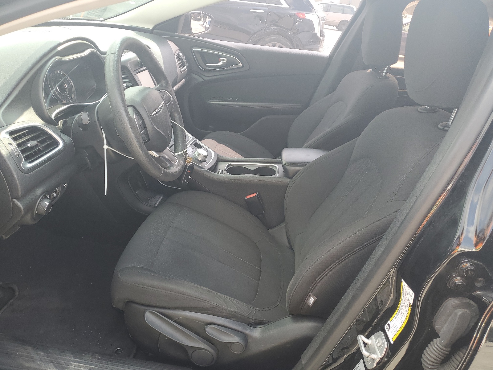 1C3CCCAB1GN102186 2016 Chrysler 200 Limited