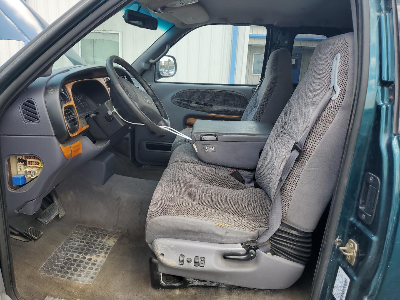 1999 Dodge Ram 1500 VIN: 3B7HC13Z6XG119493 Lot: 63879864