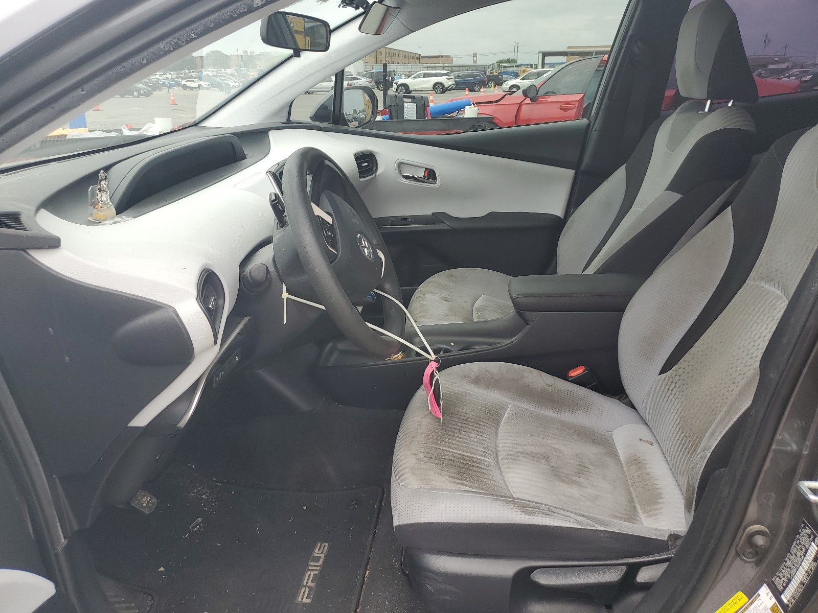 JTDKBRFU6G3003611 2016 Toyota Prius