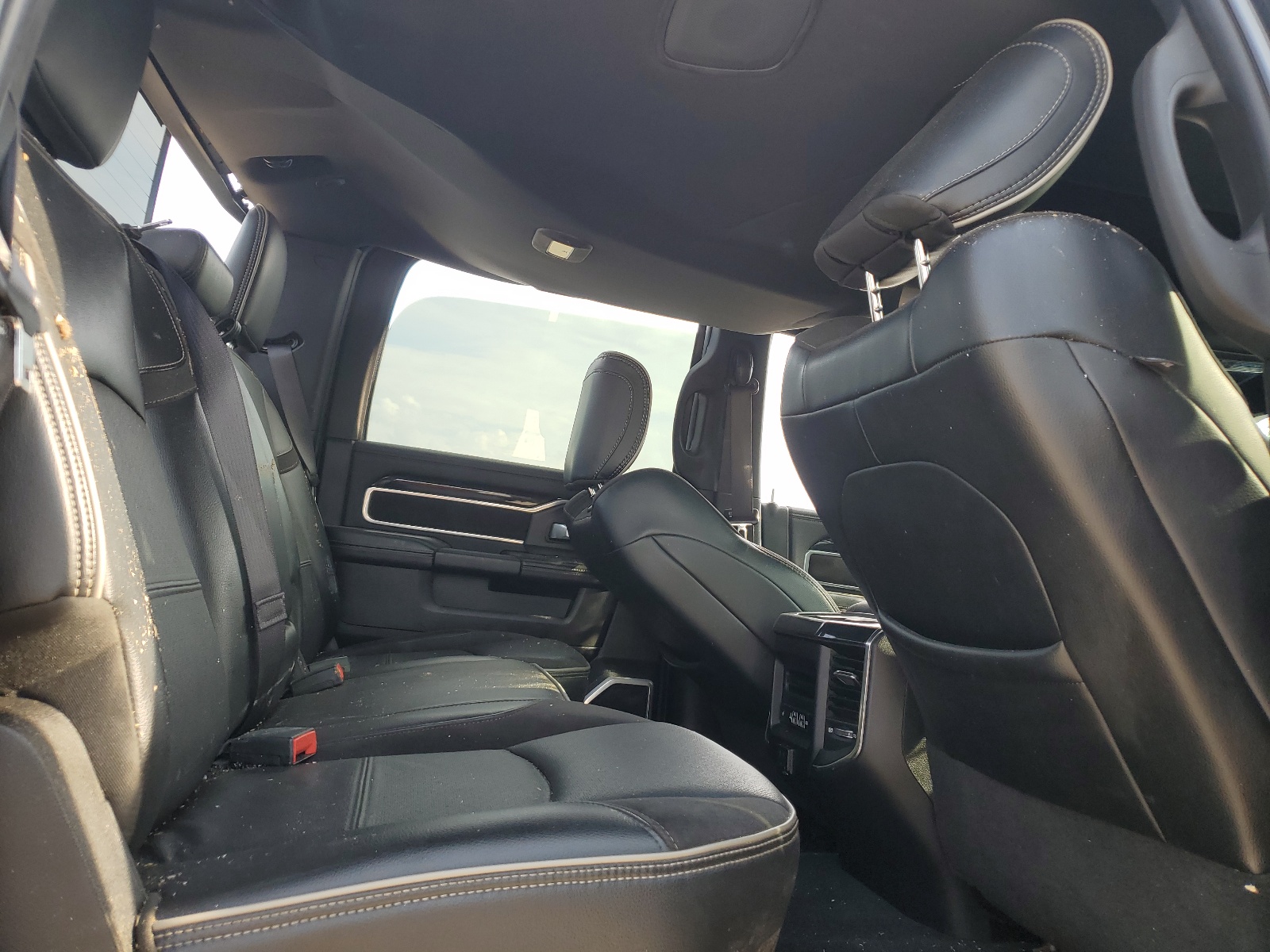 3C6UR5KL1KG681030 2019 Ram 2500 Laramie