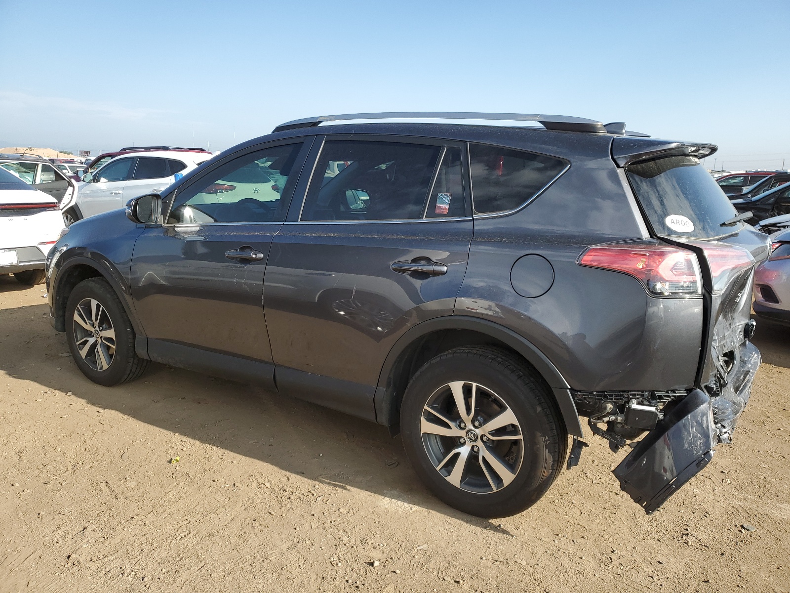 2018 Toyota Rav4 Adventure vin: JTMRFREV0JJ252177