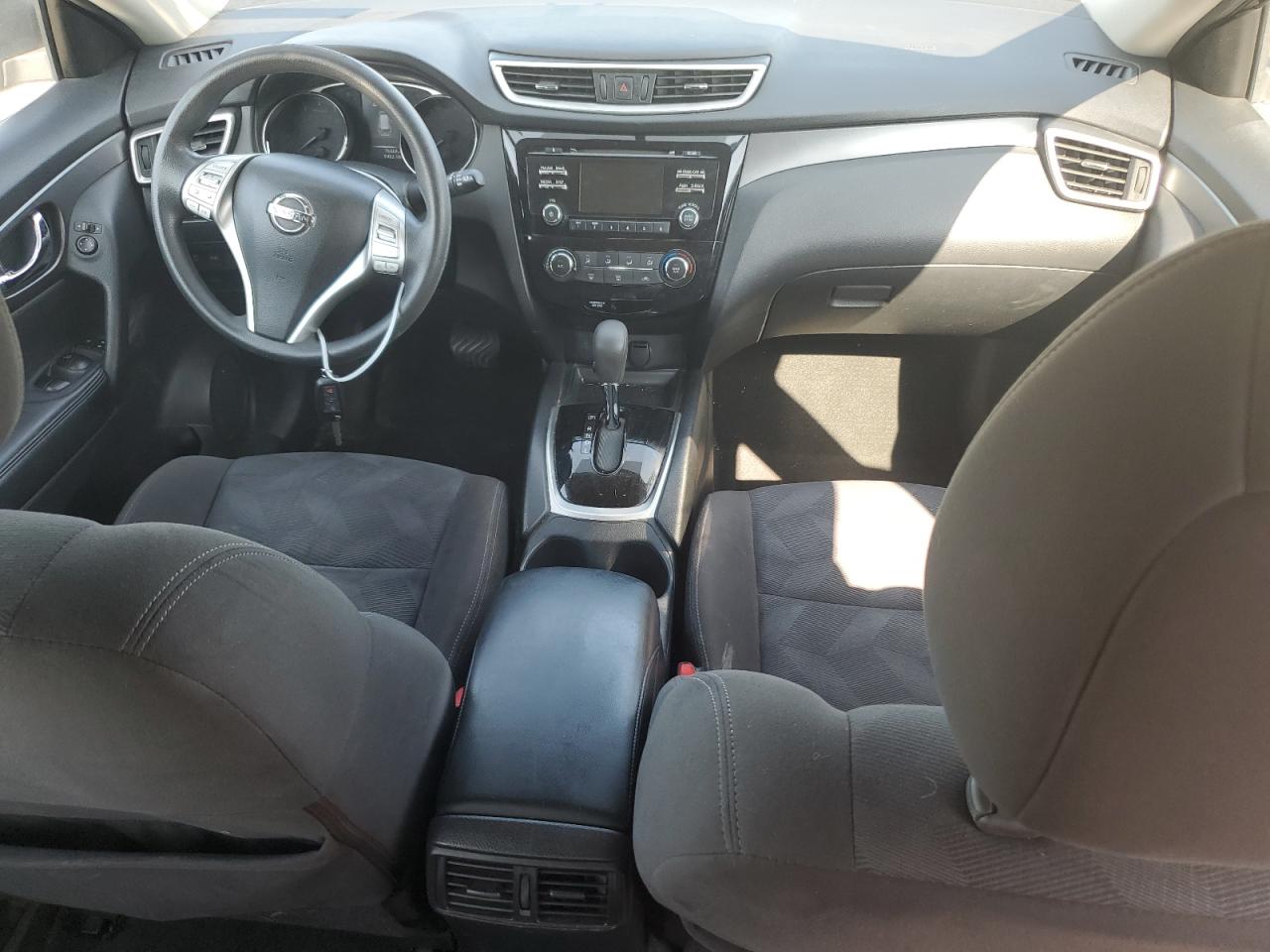 2015 Nissan Rogue S VIN: KNMAT2MV2FP590392 Lot: 64800084