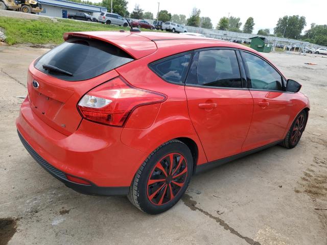 Хэтчбеки FORD FOCUS 2012 Красный