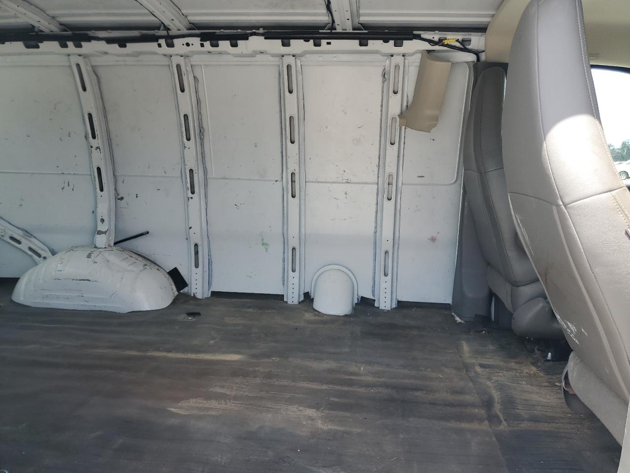 2017 Chevrolet Express G2500 VIN: 1GCWGAFF7H1175925 Lot: 63491274