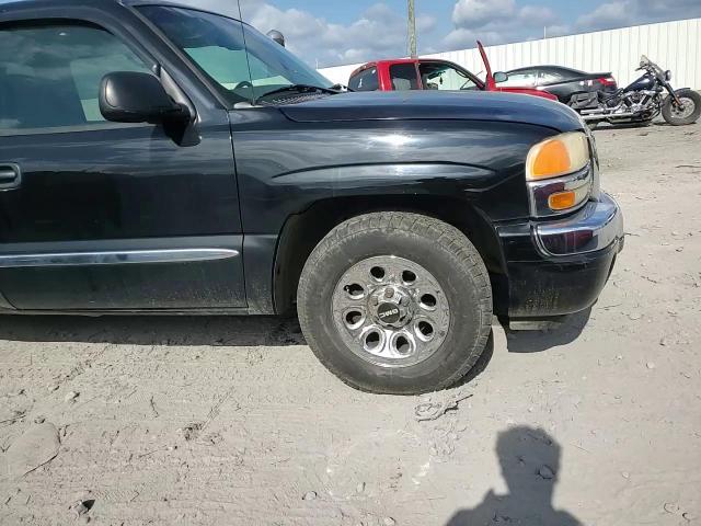 2005 GMC New Sierra C1500 VIN: 2GTEC13T551379257 Lot: 61730924