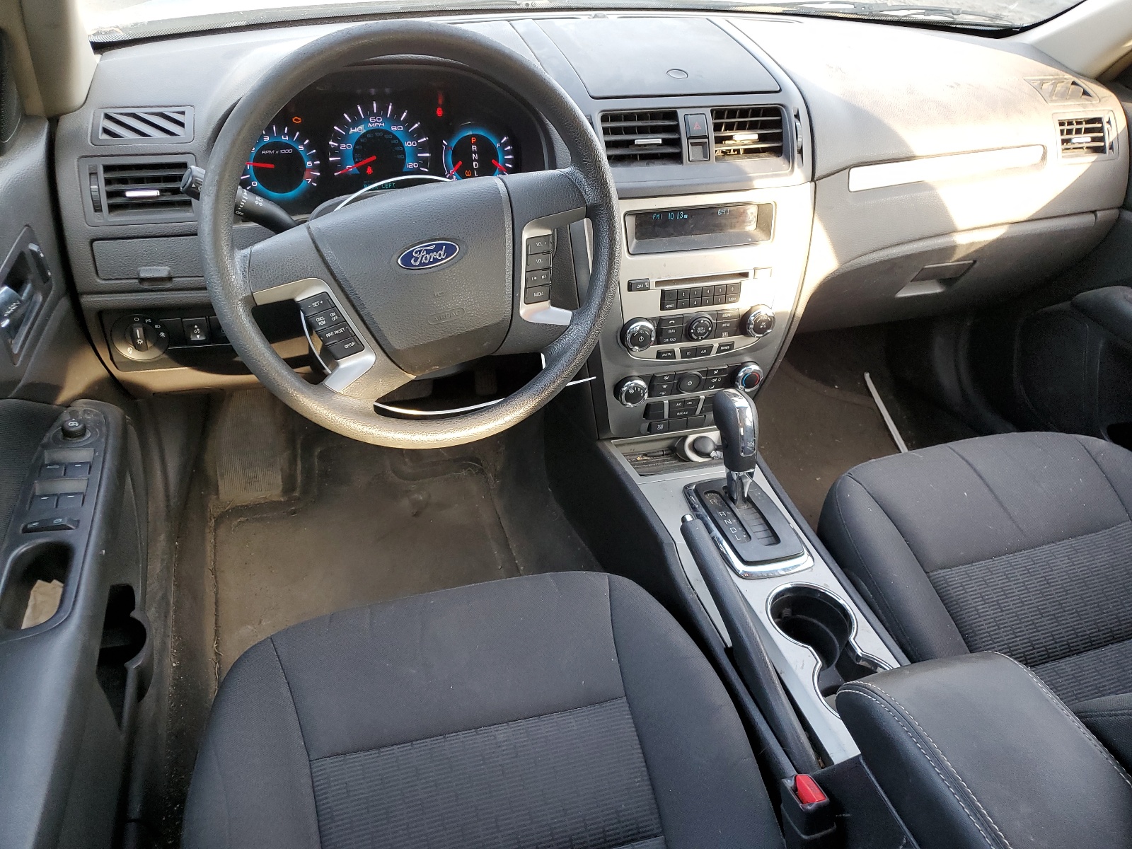 3FAHP0HA7BR170585 2011 Ford Fusion Se