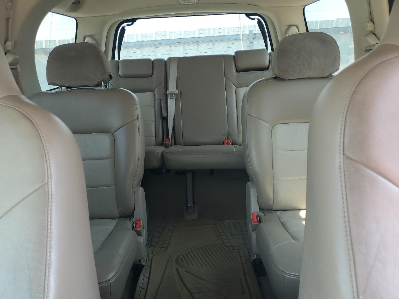 2005 Ford Expedition Eddie Bauer VIN: 1FMFU18545LA68209 Lot: 62383914