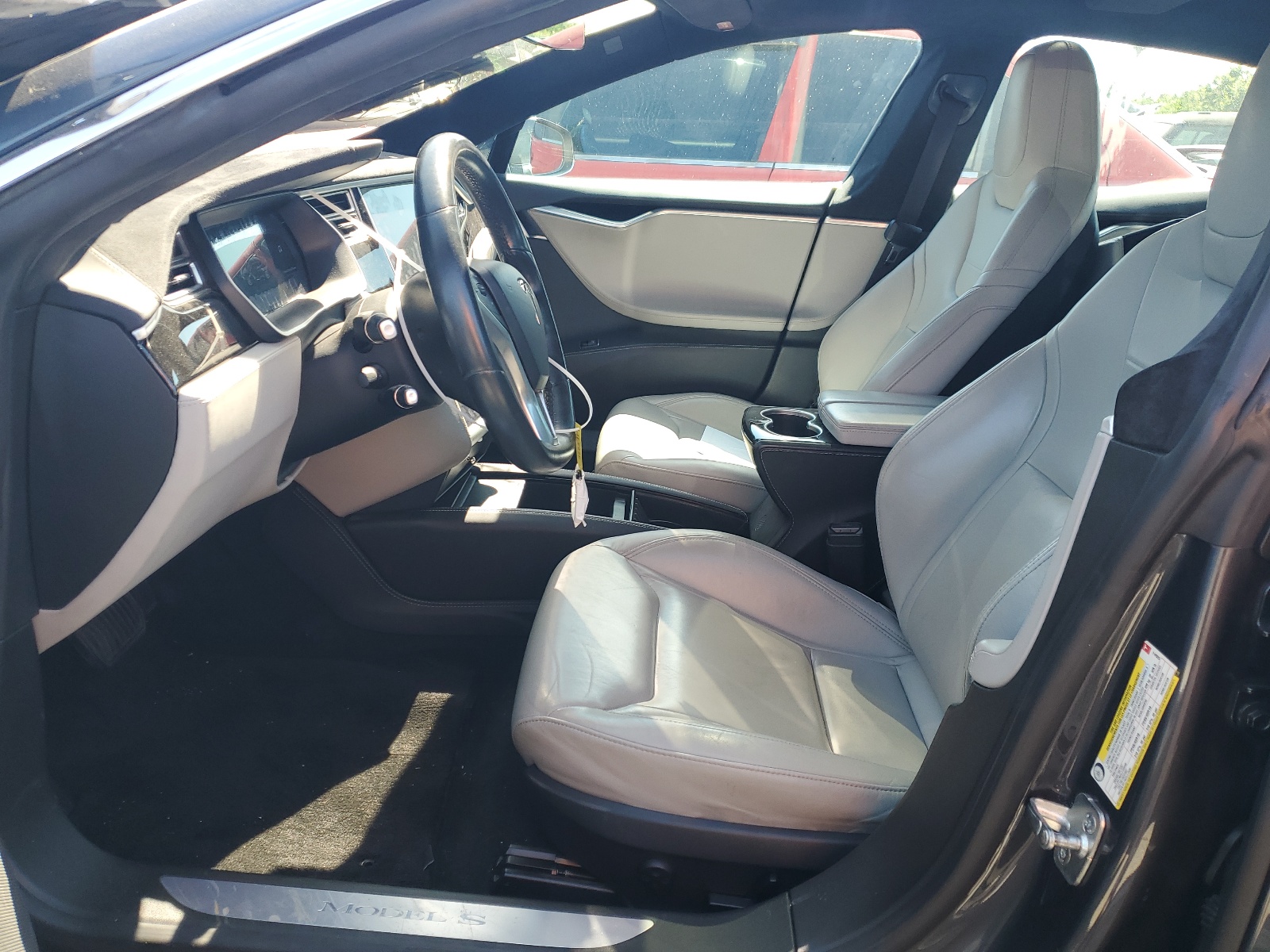 5YJSA1E28FF114926 2015 Tesla Model S