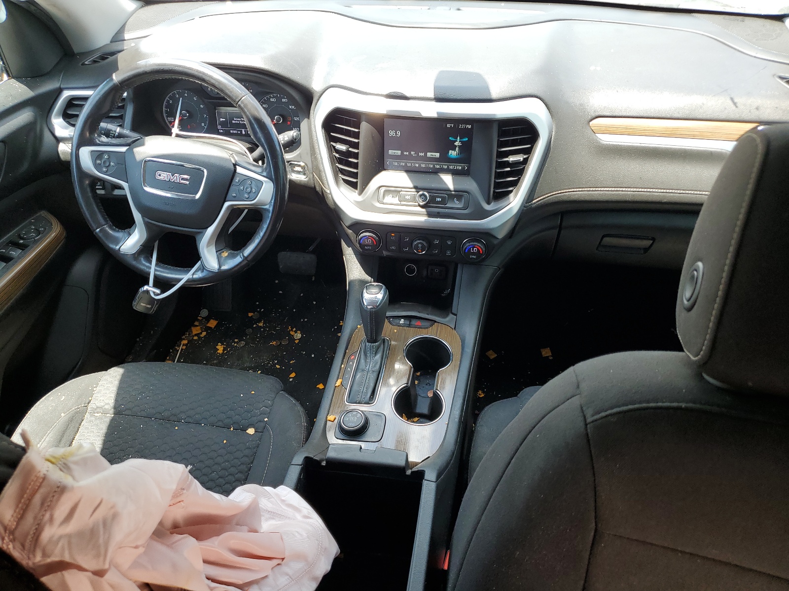 1GKKNRLAXJZ157975 2018 GMC Acadia Sle