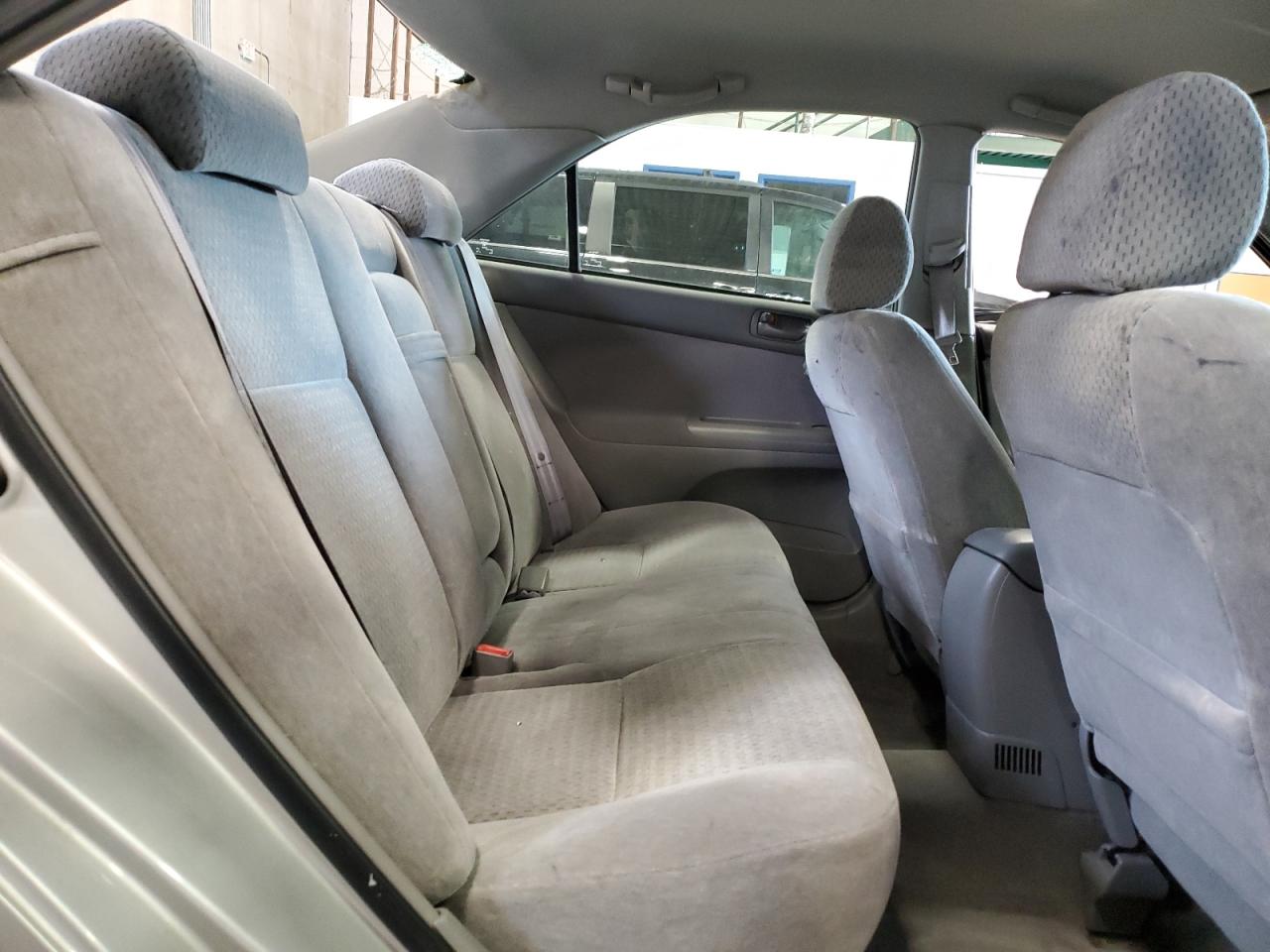 2003 Toyota Camry Le VIN: 4T1BE32K83U172411 Lot: 61435024